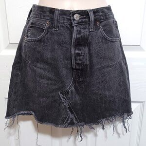 Re/Done Levi's Black Denim Button Fly High Rise Raw Hem Skirt Size 25 Grunge Y2K